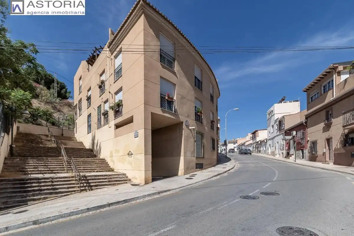 Flat with lift for sale in Calle GUARNON, imagen 2