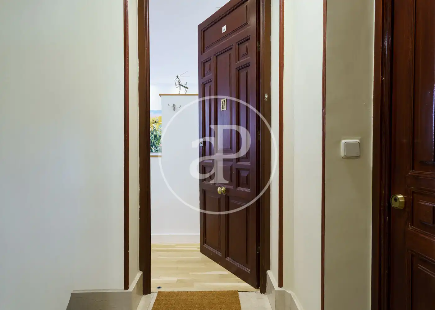 Flat for rent in Madrid  with Air Conditioner, Heating and Furnished