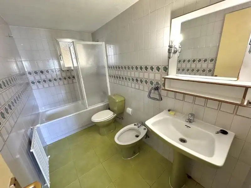 Bathroom of Flat for sale in Torrejón de Ardoz  with Heating, Terrace and Swimming Pool