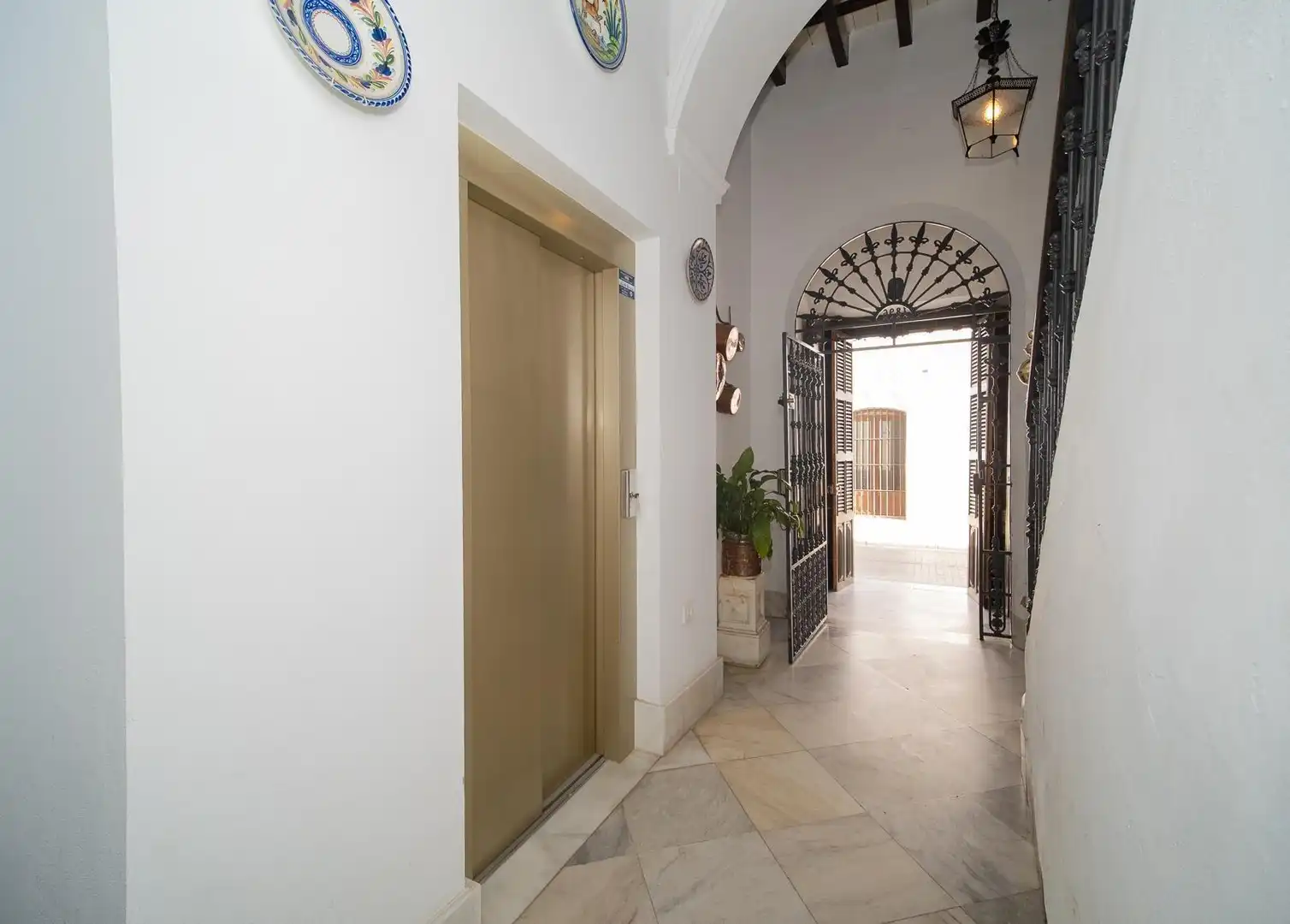 Maison avec terrasse à vendre à Centro - Calzada - Cabo Noval, imagen 8