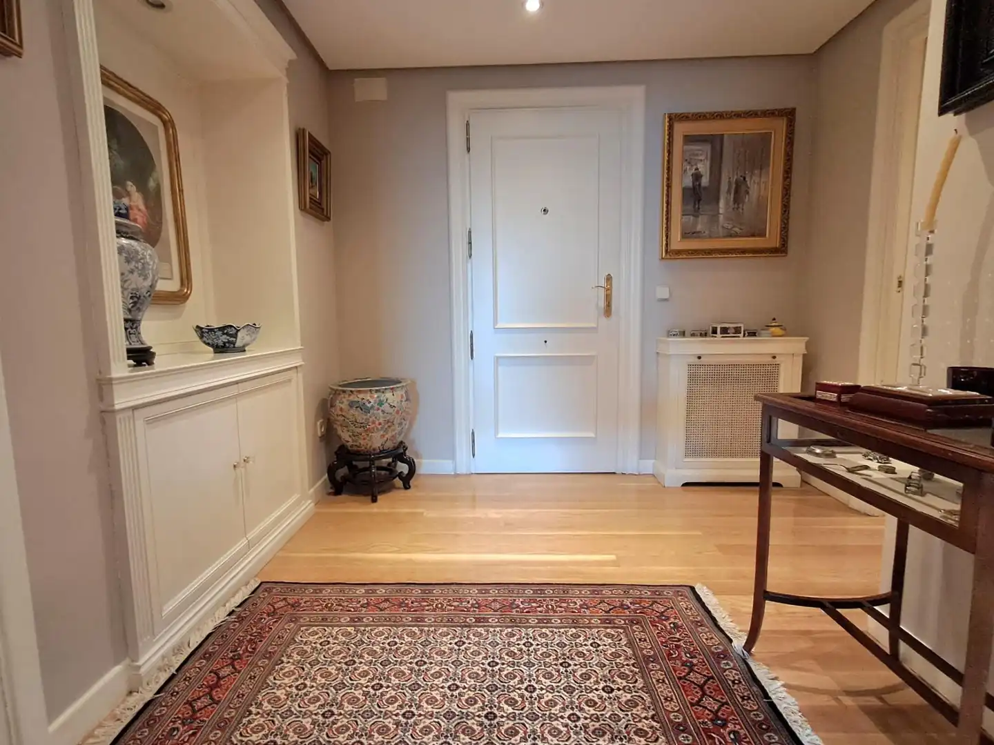 Flat for sale in Madrid  with Air Conditioner, Heating and Private garden