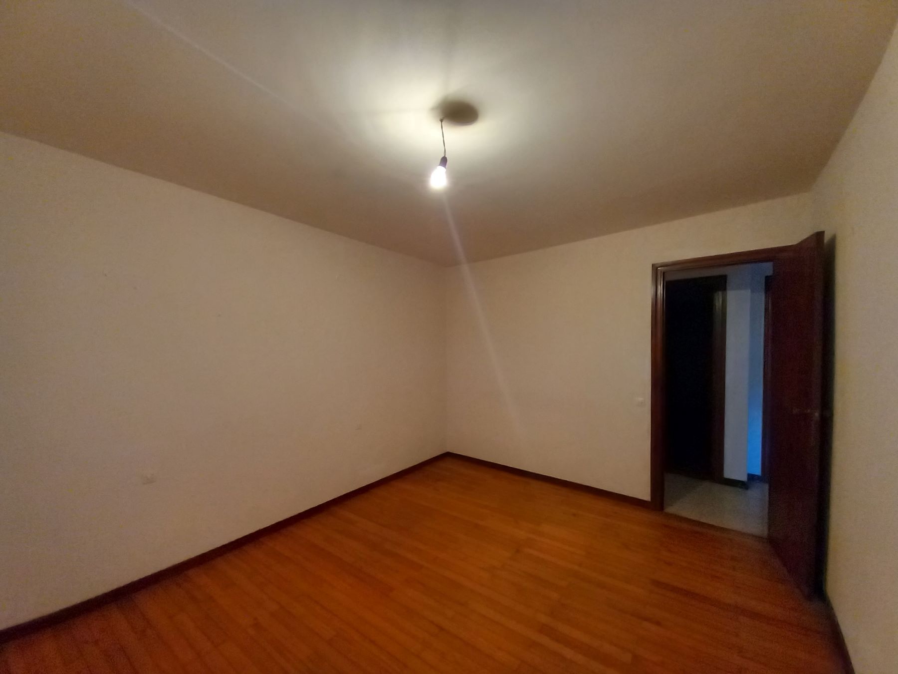 Bedroom of Flat for sale in Santiago de Compostela 