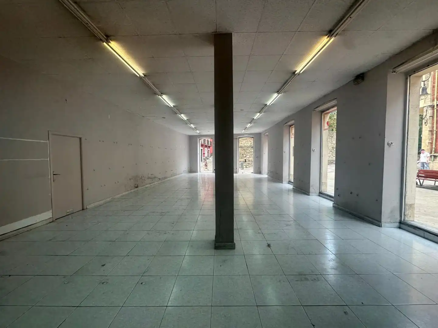 Locale commerciale in vendita a Avilés - calla La Libertad, imagen 5
