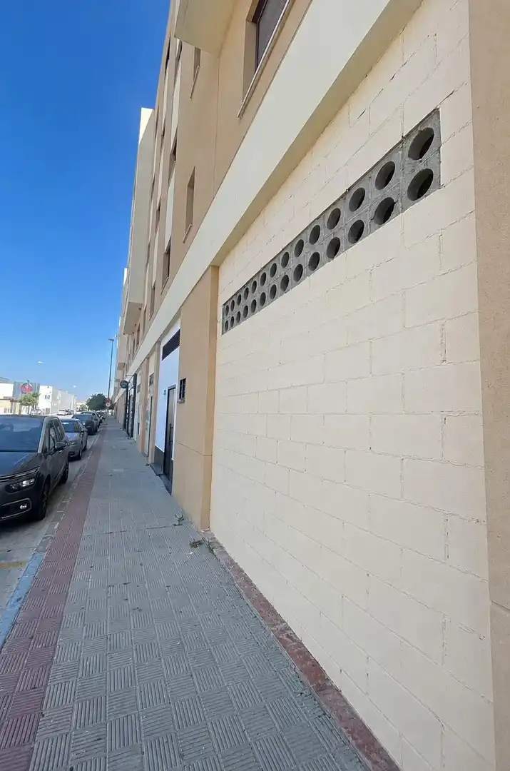 Exterior view of Commercial properties for sale in Utrera