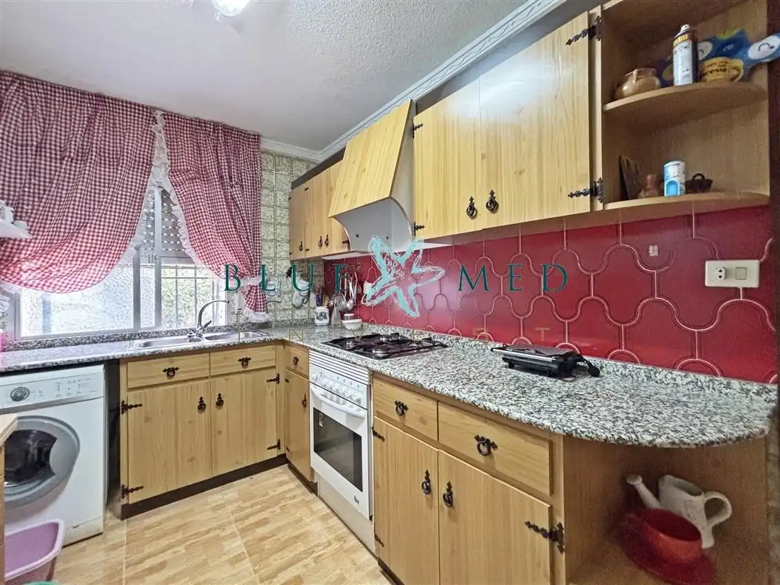 Flat with garden for sale in Calle Calle Mar Tirreno-Ordenación Bahía, imagen 9