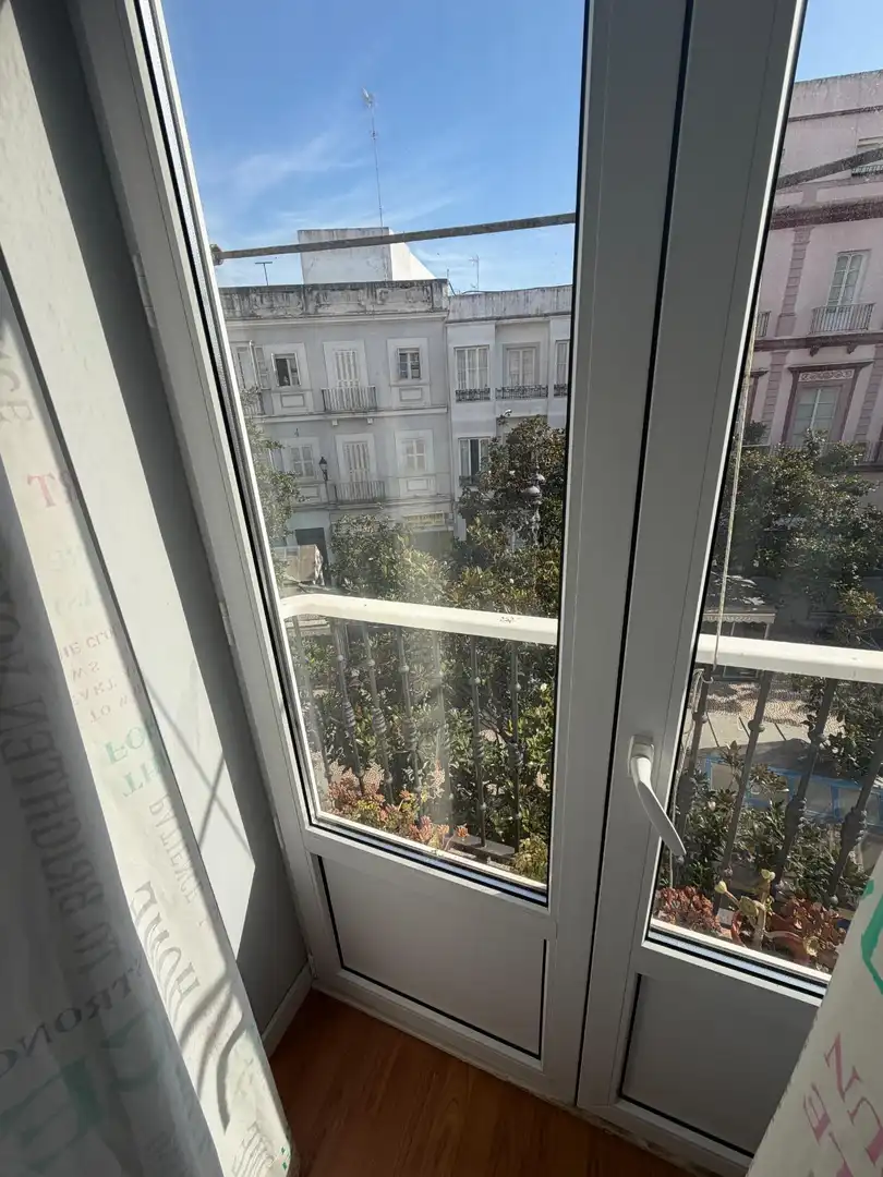 Terrassa de Pis en venda en Cádiz amb Aire condicionat, Moblat i Balcó