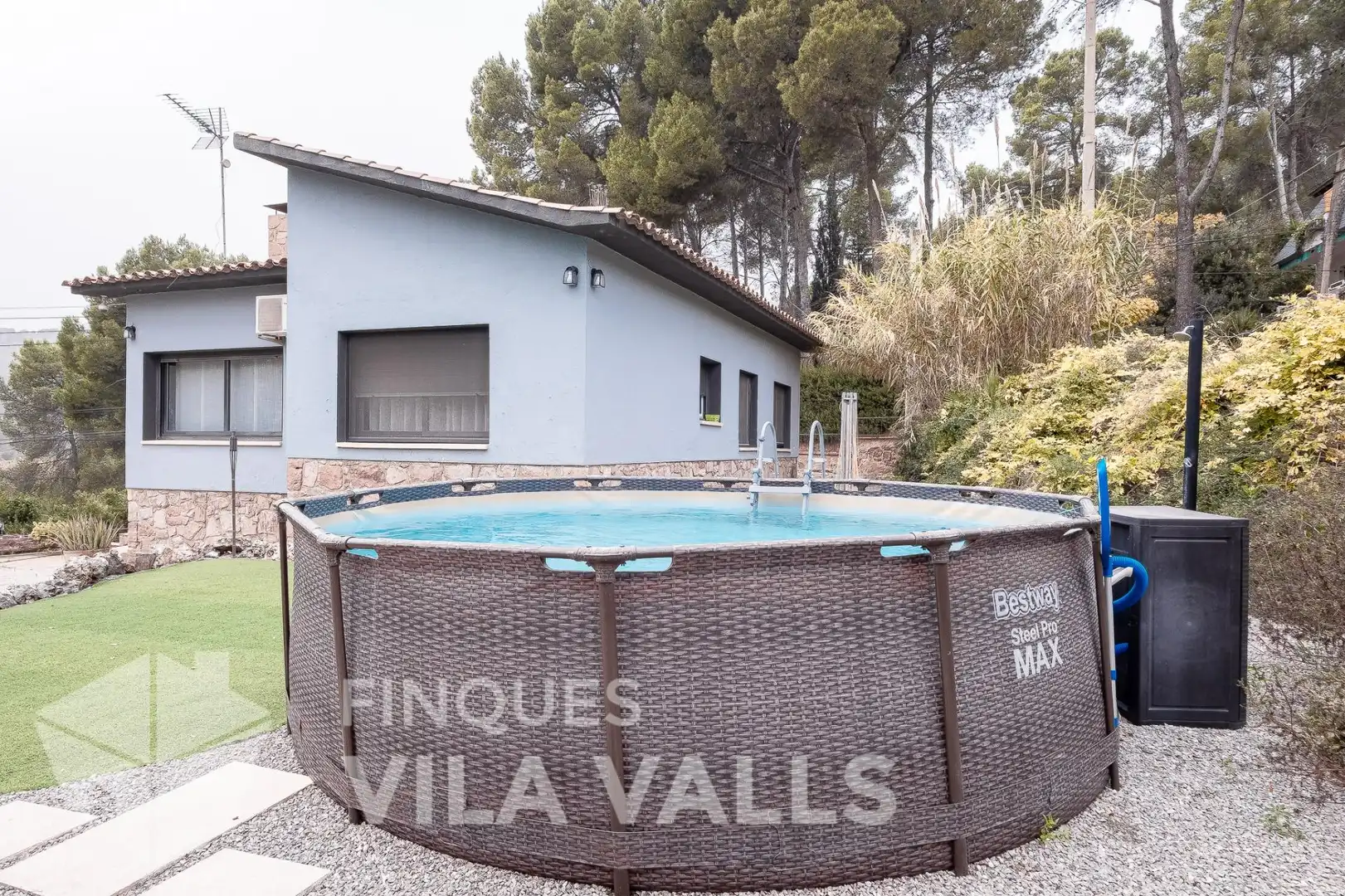 Piscina de Casa o xalet en venda en Bigues i Riells del Fai amb Jardí privat, Terrassa i Traster