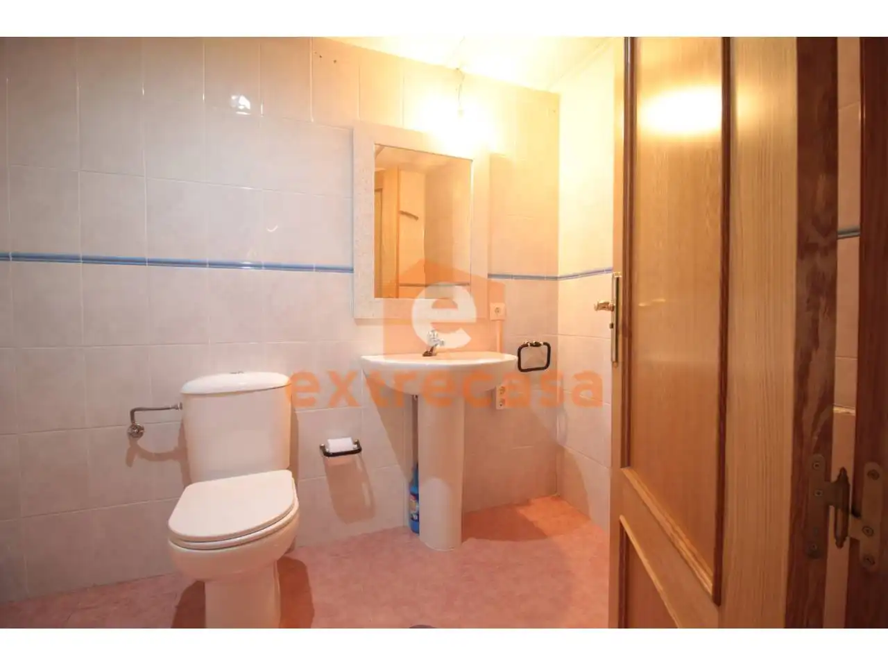 Badezimmer von Dachboden zum Verkauf in Badajoz mit Klimaanlage, Heizung und Terrasse