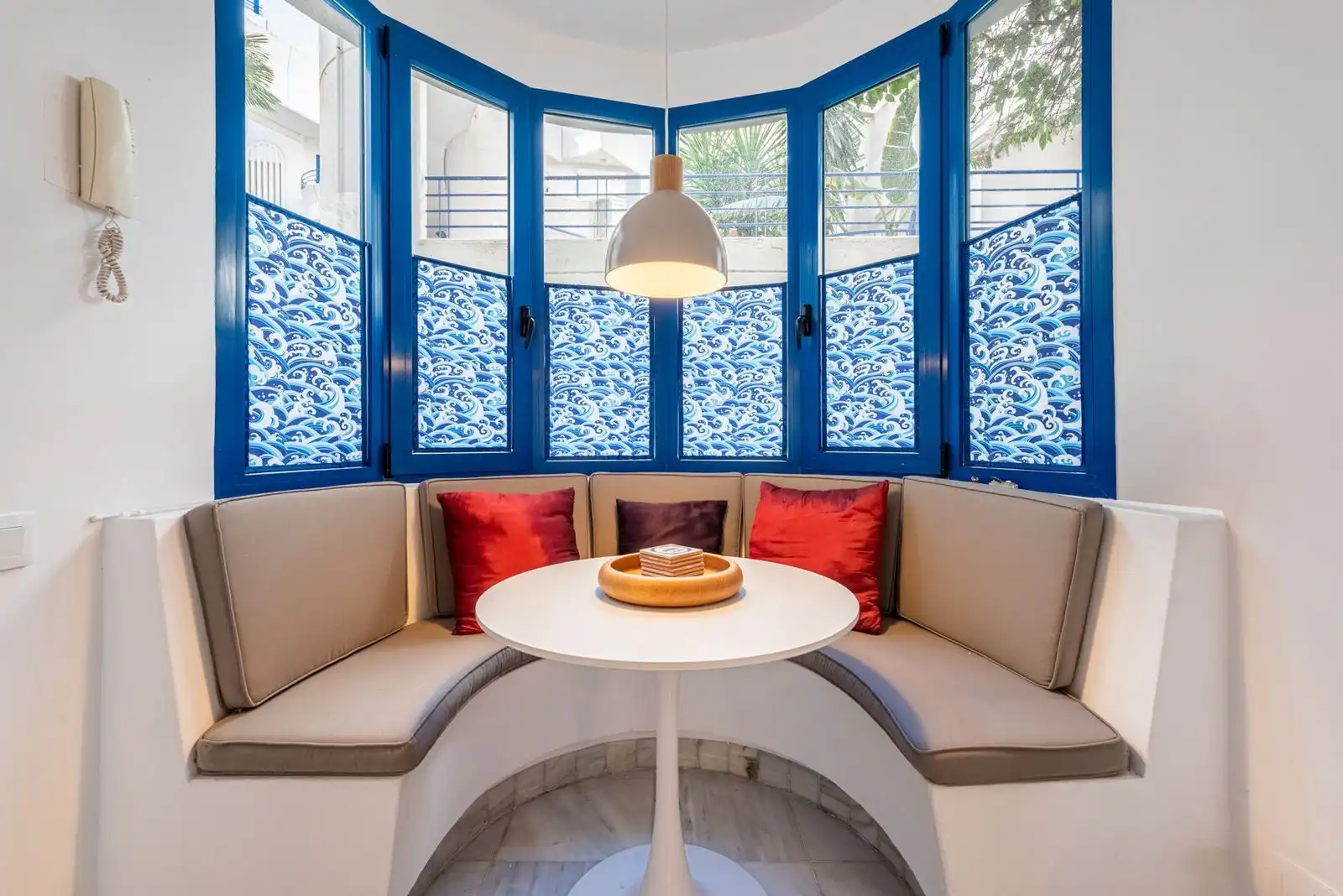 Comedor de Dúplex en venta en Marbella con Aire acondicionado, Terraza y Piscina