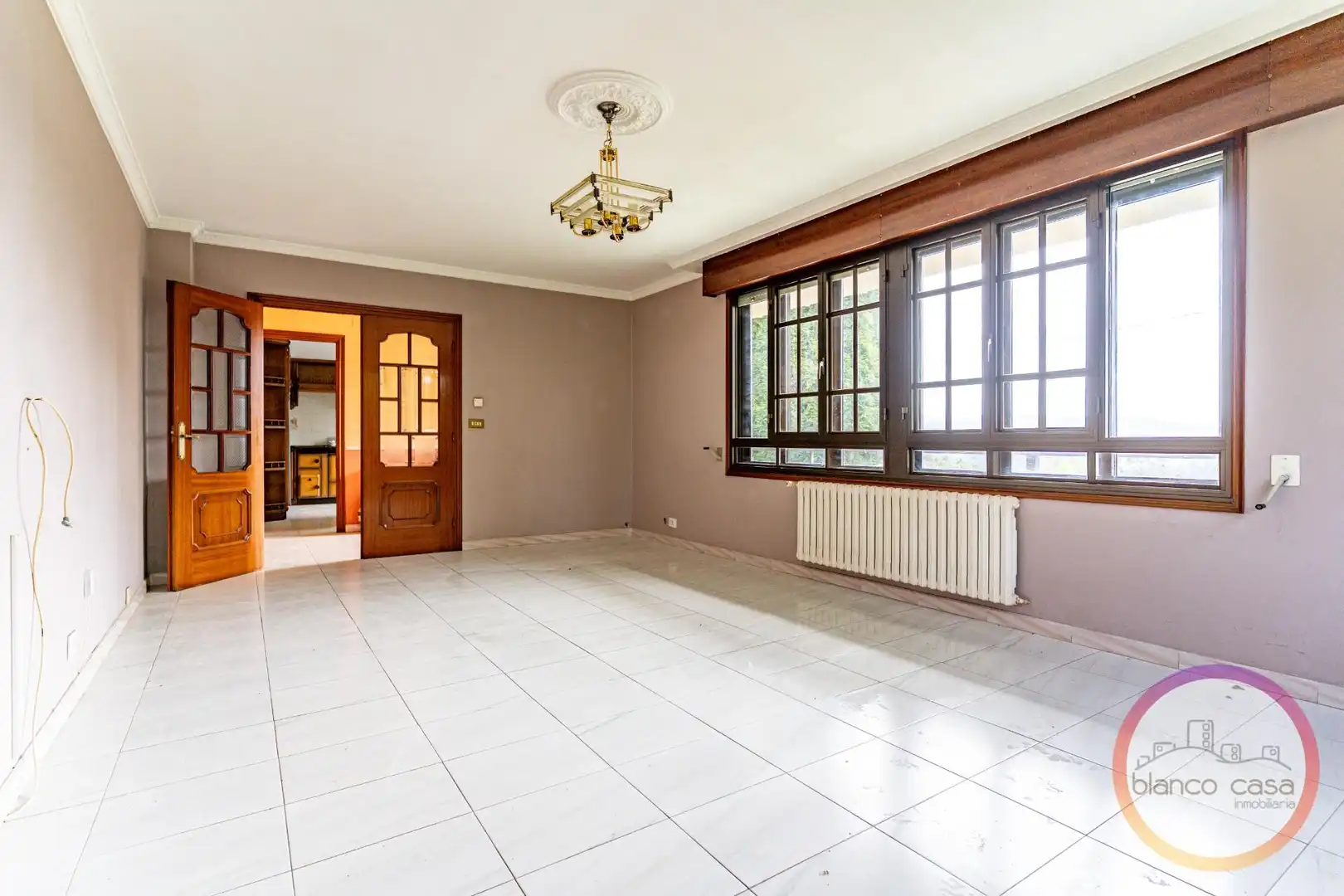 Sala de estar de Casa o chalet en venta en Carballo con Calefacción