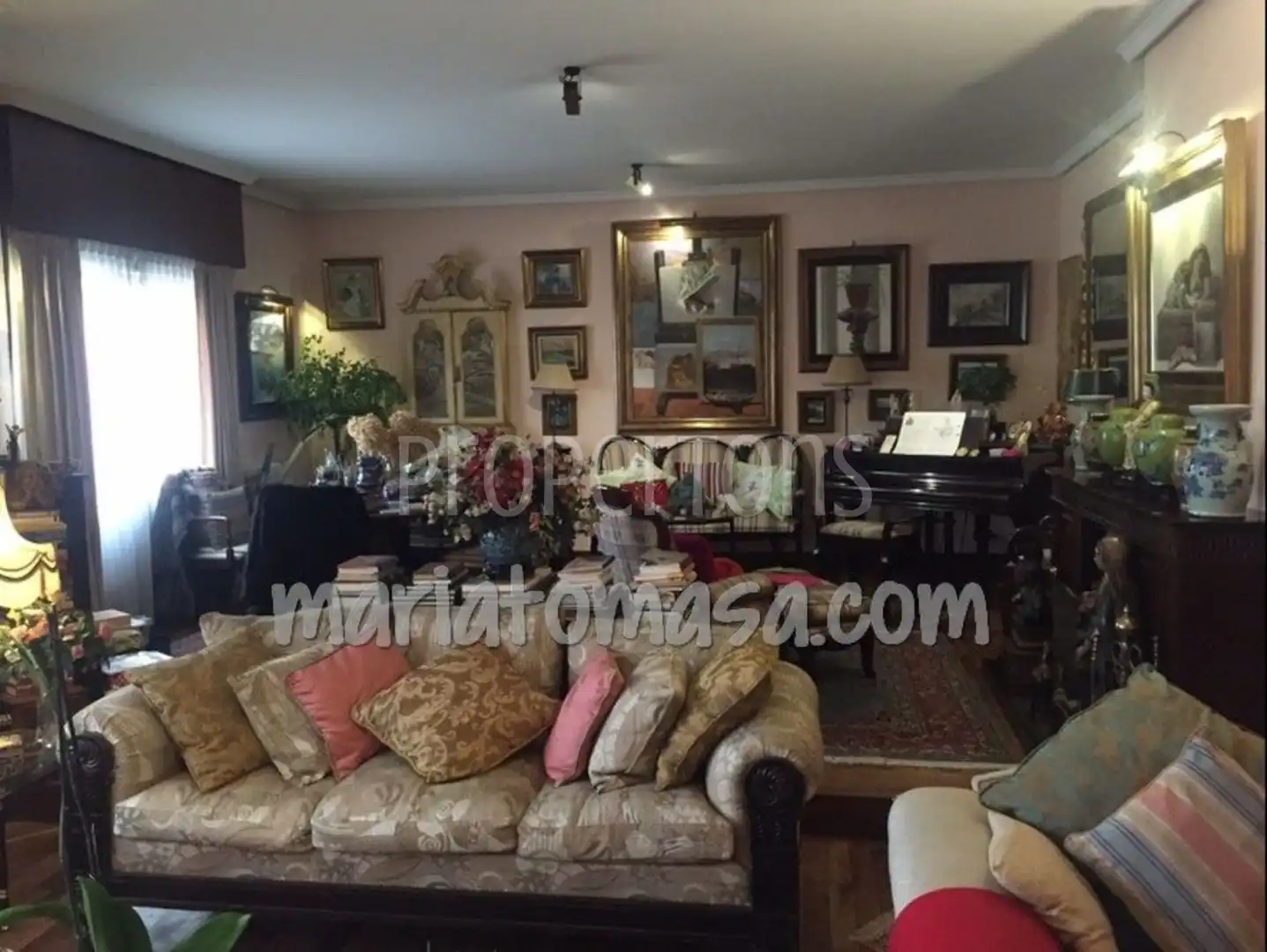 Living room of Flat for sale in Getxo 