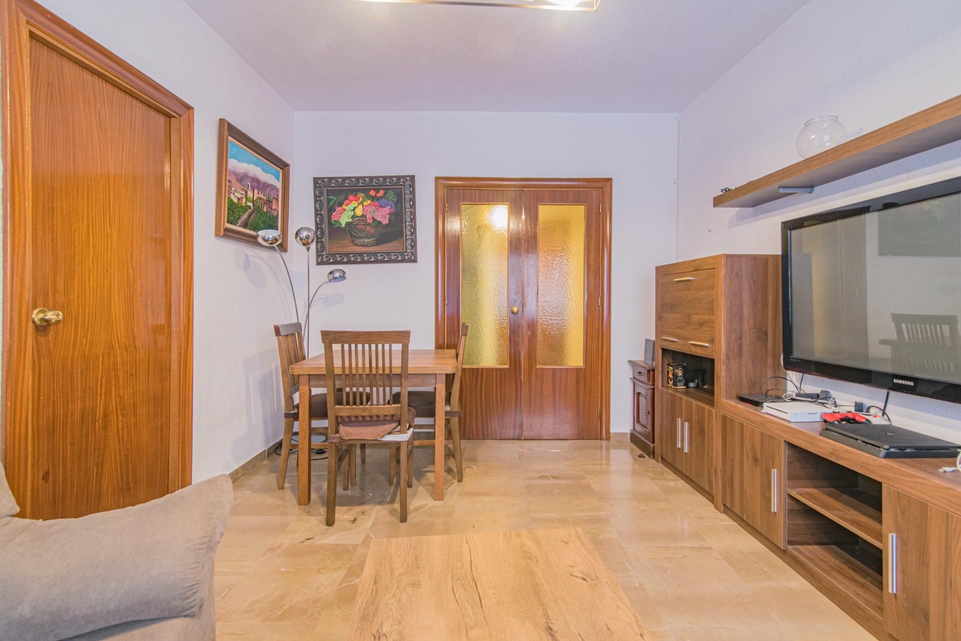 Pis en venda en  Granada Capital amb Aire condicionat, Terrassa i Moblat