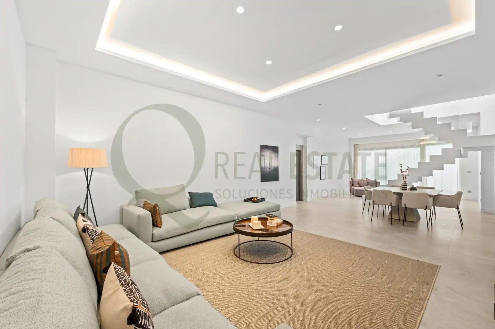 Sala de estar de Casa o chalet en venta en Benidorm con Aire acondicionado, Calefacción y Jardín privado