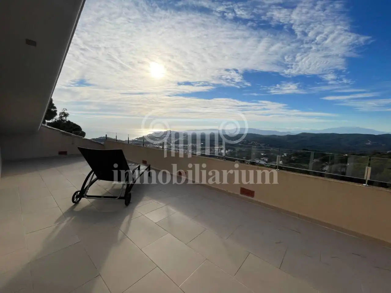 Villa mit Pool zum Verkauf in Roca Grossa