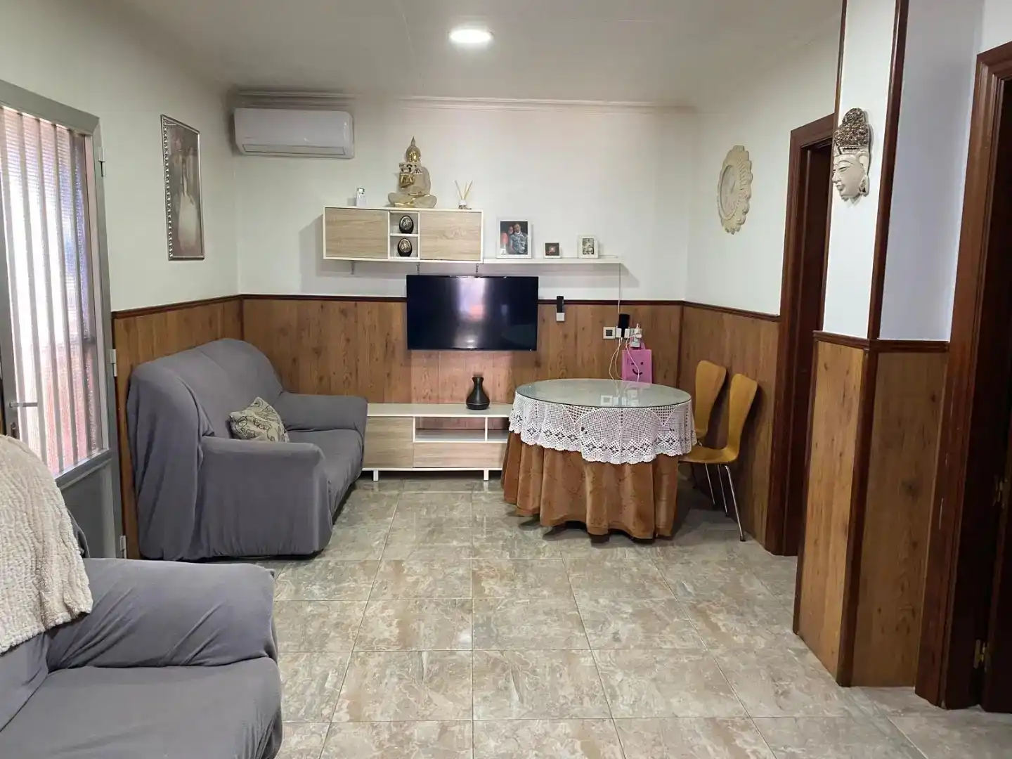 Sala d'estar de Casa adosada en venda en Puertollano amb Aire condicionat