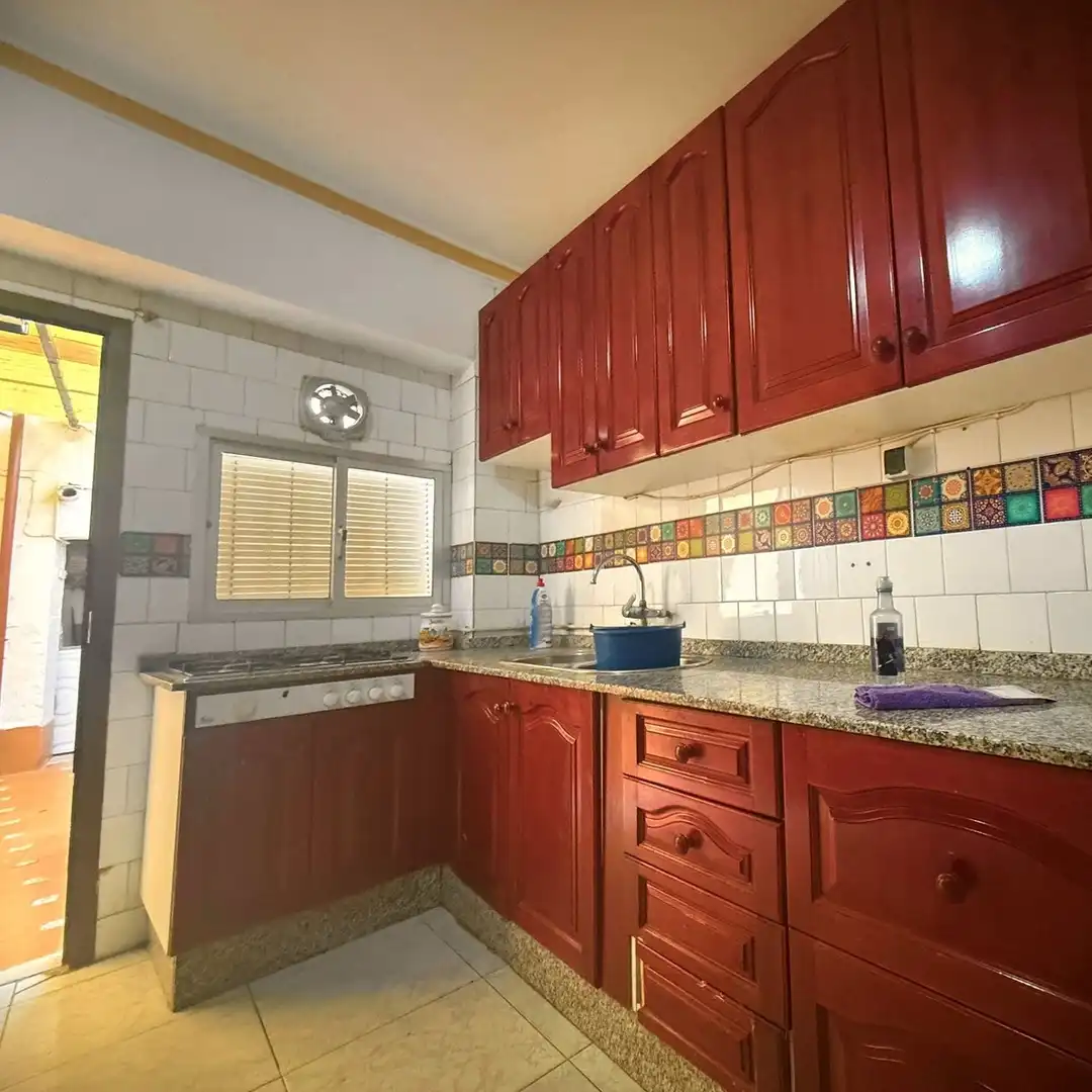 Cocina de Casa adosada en venta en Alameda