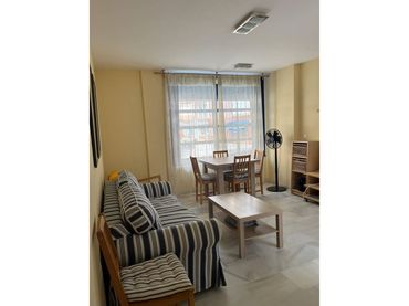 Appartement compact avec piscine à vendre à Calle Clara Camdamor