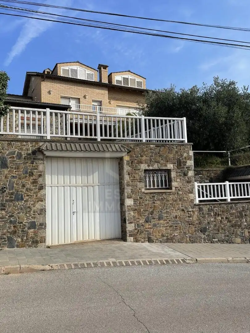 Terrassa de Casa o xalet en venda en Castellnou de Bages