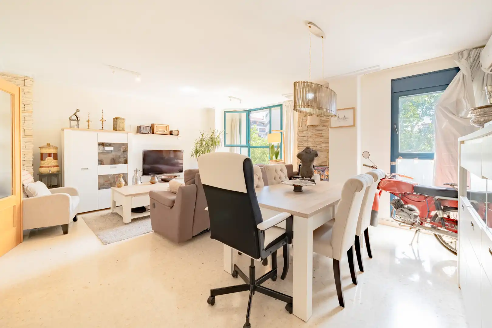 Sala de estar de Piso en venta en Valencia con Aire acondicionado, Calefacción y Horno