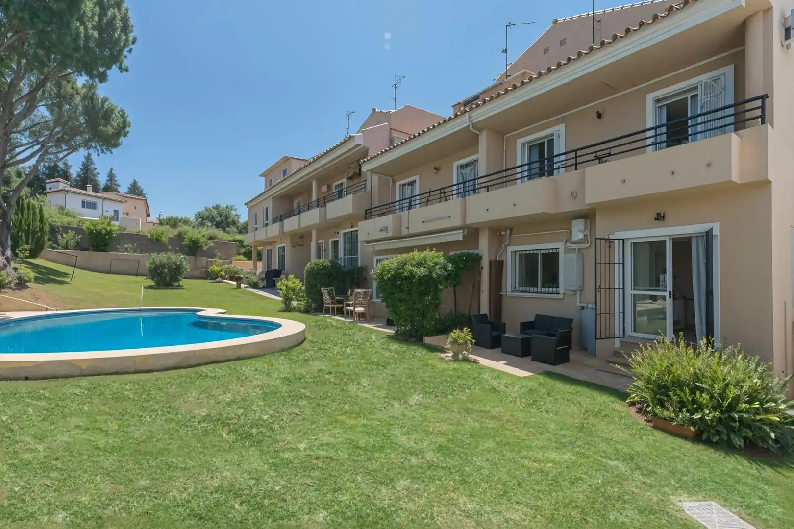 Jardí de Casa adosada en venda en Marbella amb Aire condicionat, Calefacció i Jardí privat