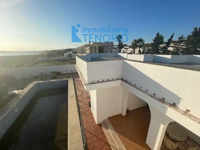 Exterior view of Houses for sale in El Rompido  with Terrace