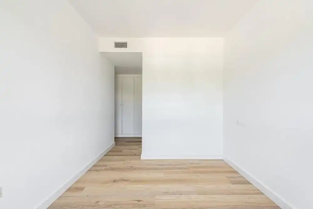 Bedroom of Apartments for rent in Marbella  with Air Conditioner, Terrace and Swimming Pool