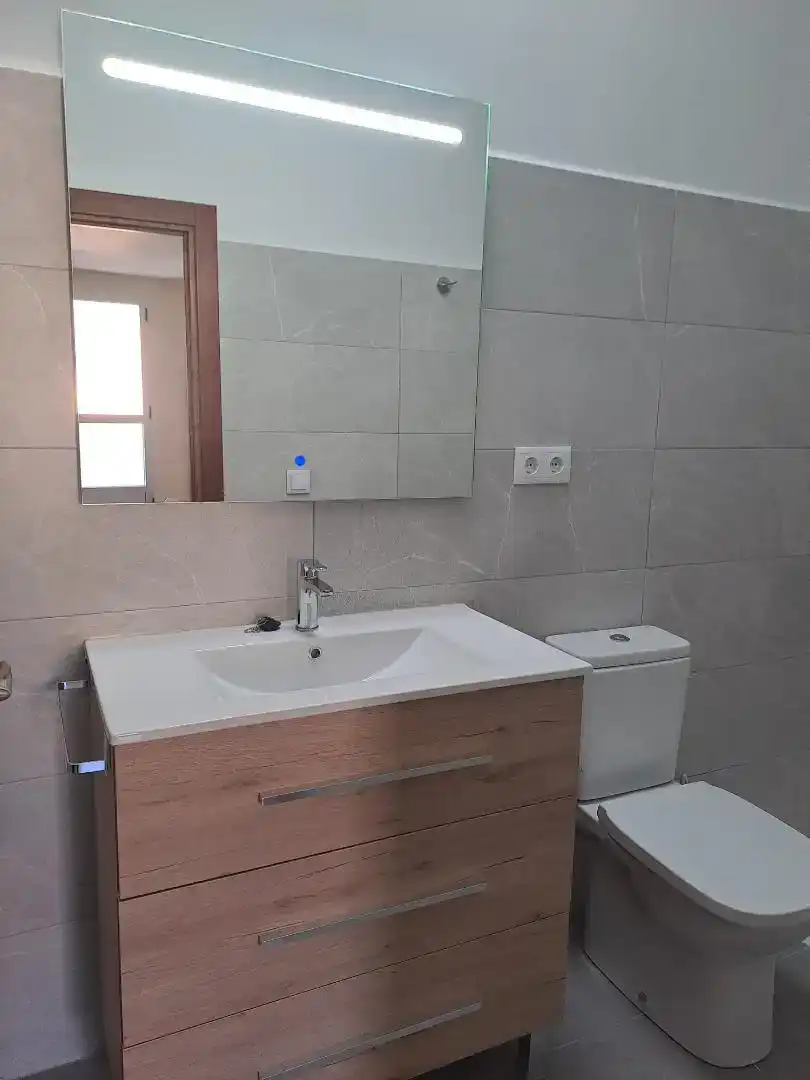 Bany de Casa adosada en venda en La Vall d'Ebo amb Jardí privat, Traster i Moblat