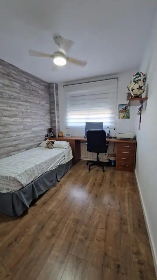 Dormitori de Casa o xalet en venda en Moncada amb Jardí privat i Terrassa