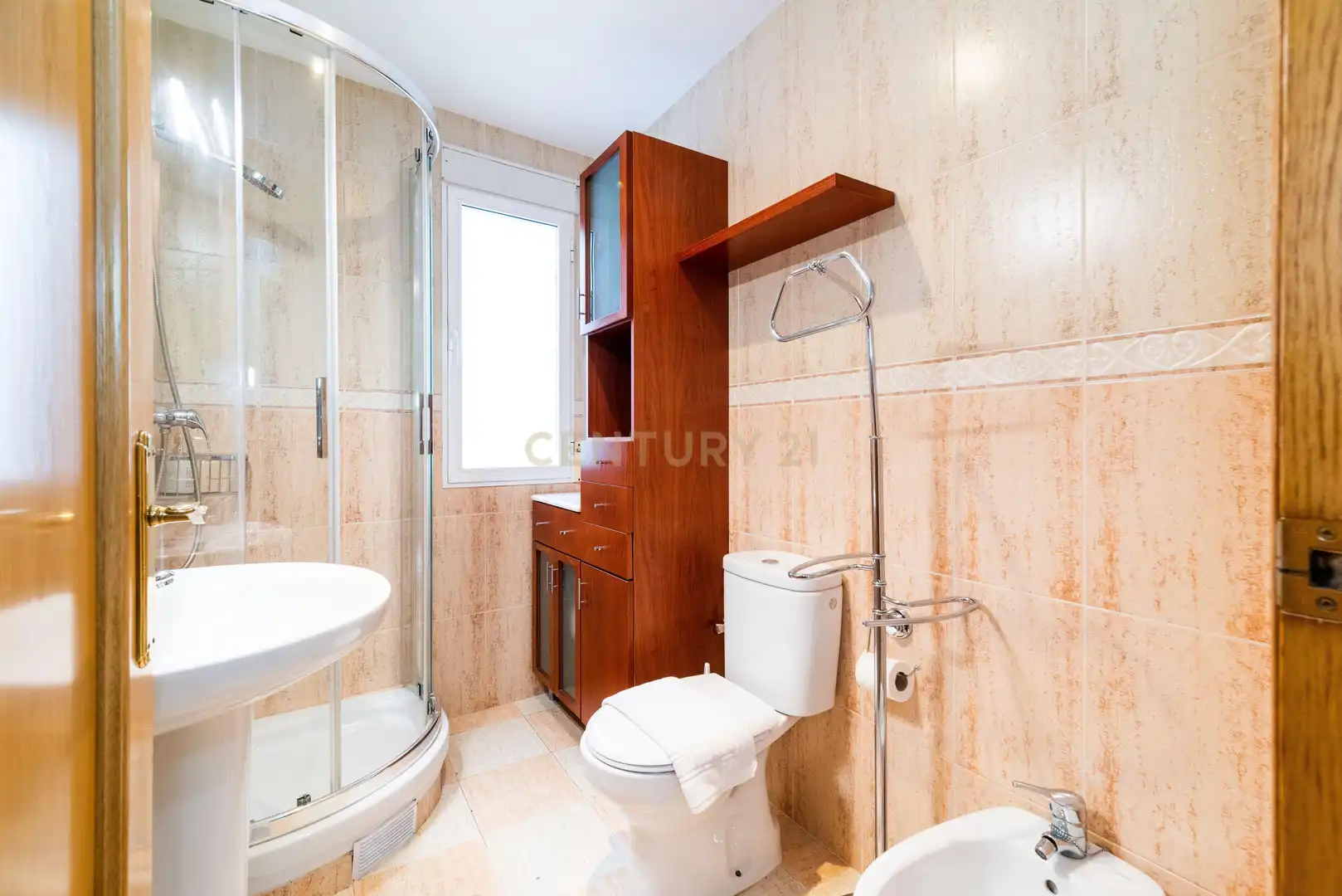 Baño de Piso en venta en Granada con Aire acondicionado