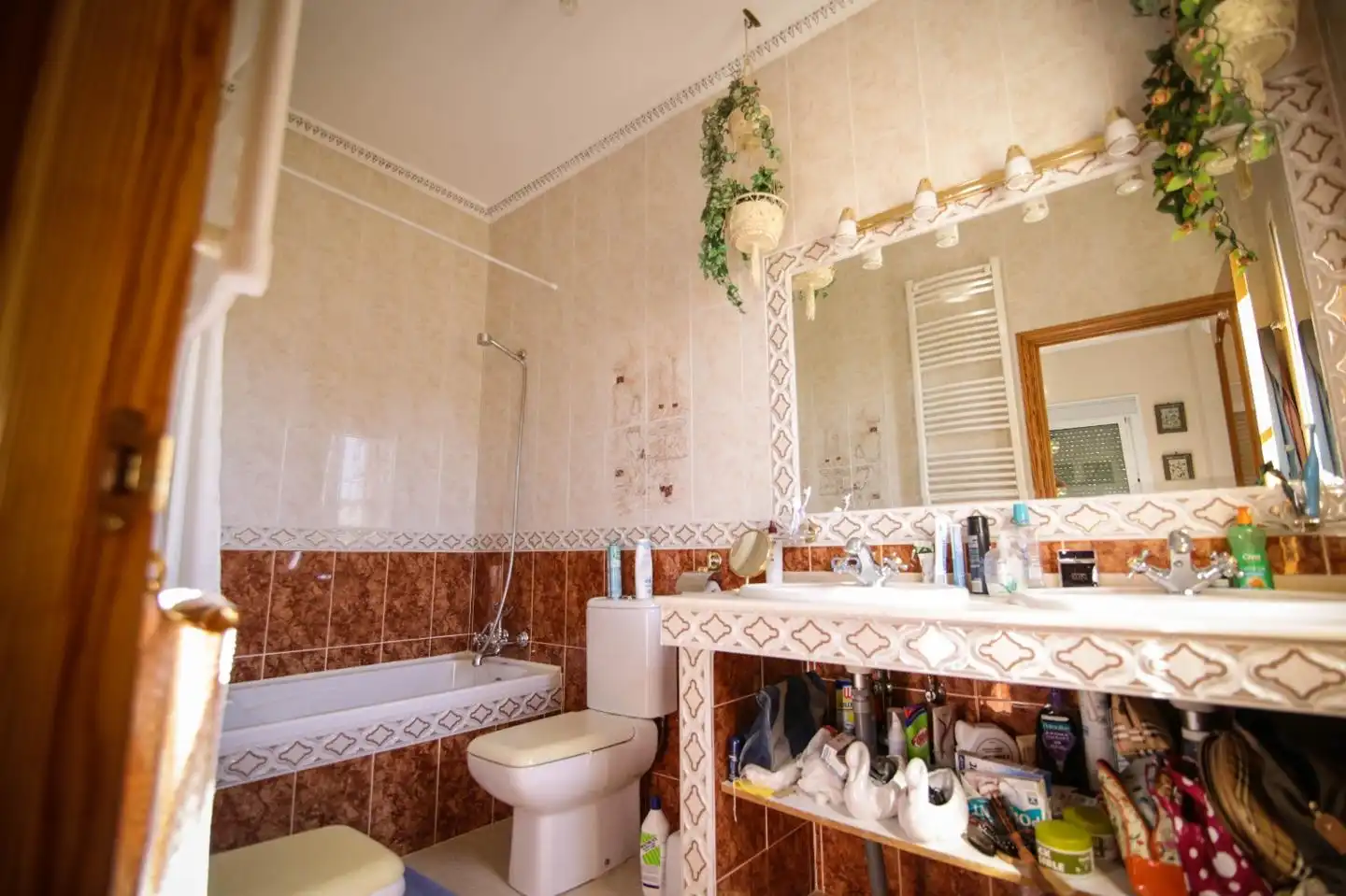 Bathroom of Houses for sale in La Puebla del Río