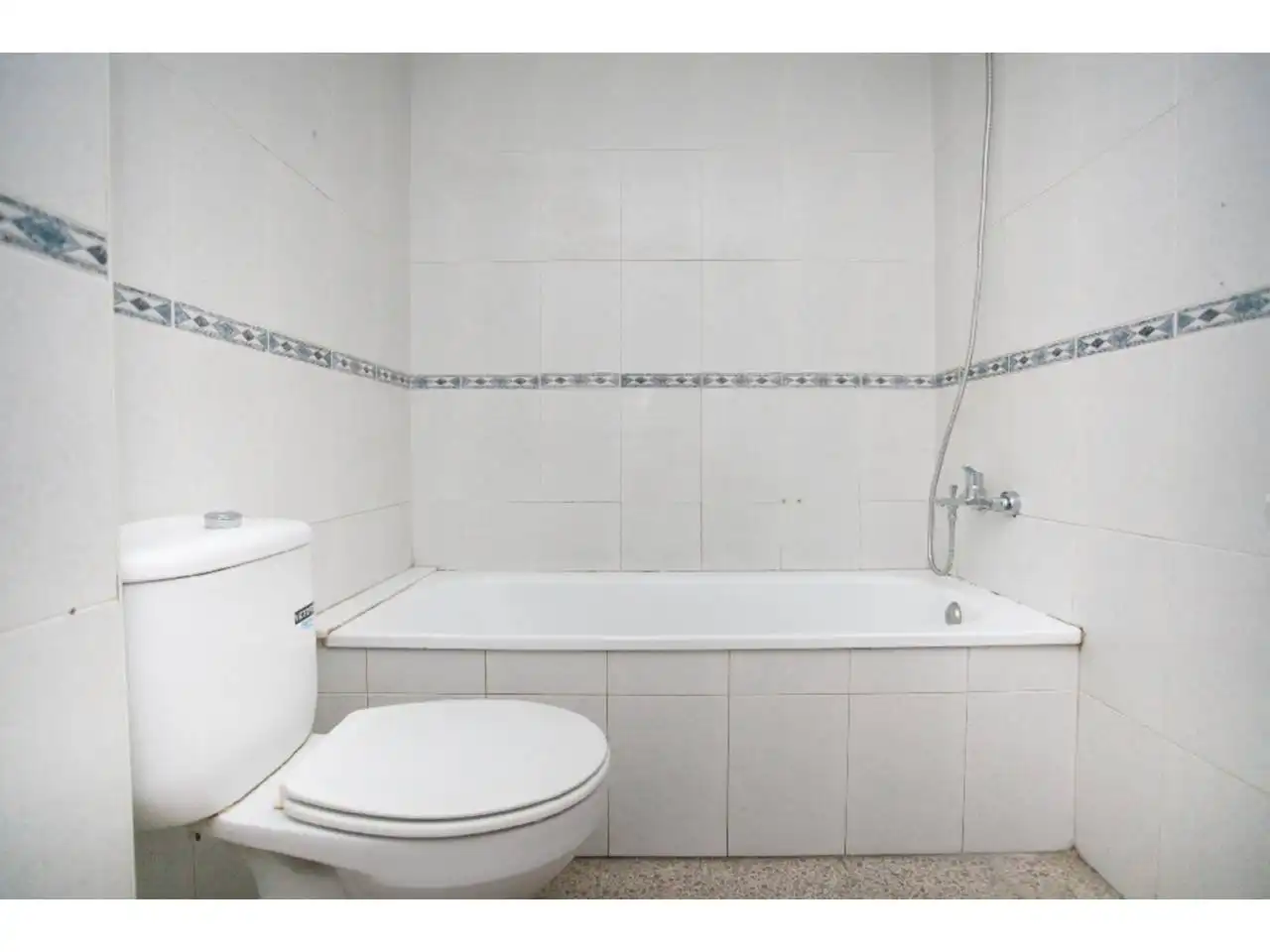 Baño de Piso en venta en Salt