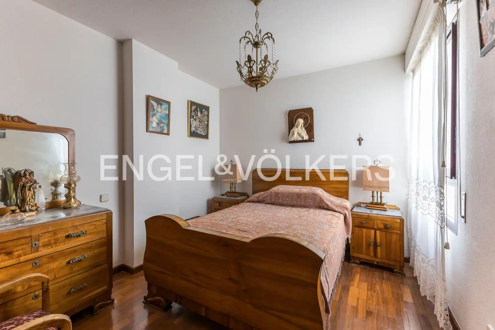 Schlafzimmer von Wohnung zum Verkauf in Madrid mit Heizung, Parkett und Abstellraum