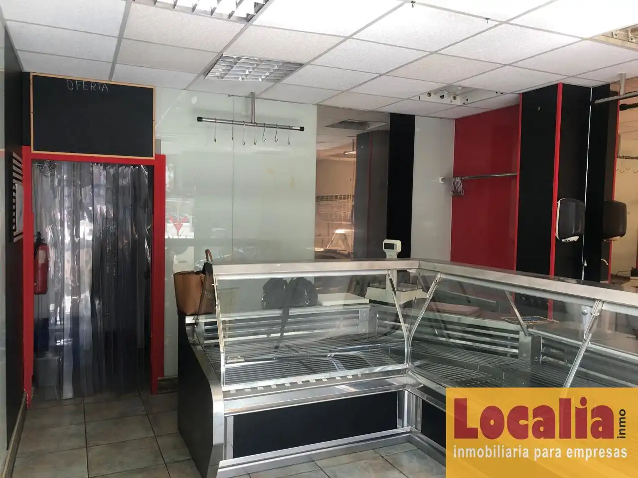 Local comercial de lloguer a Avenida Cantabria