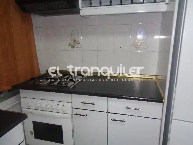 Flat for rent in Calle Maestro Arbós, La Alhóndiga