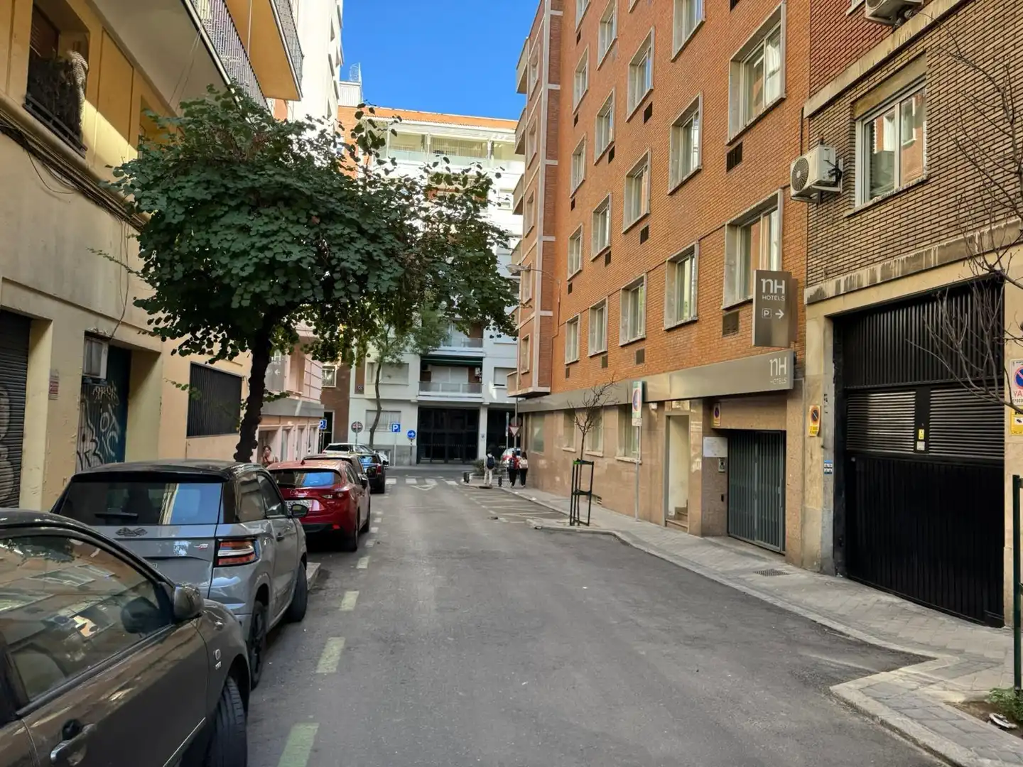 Außenansicht von Wohnungen zur Miete in Madrid mit Klimaanlage, Heizung und Möbliert