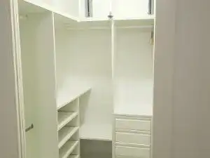 Schlafzimmer von Wohnung zur Miete in Madrid mit Klimaanlage, Heizung und Möbliert