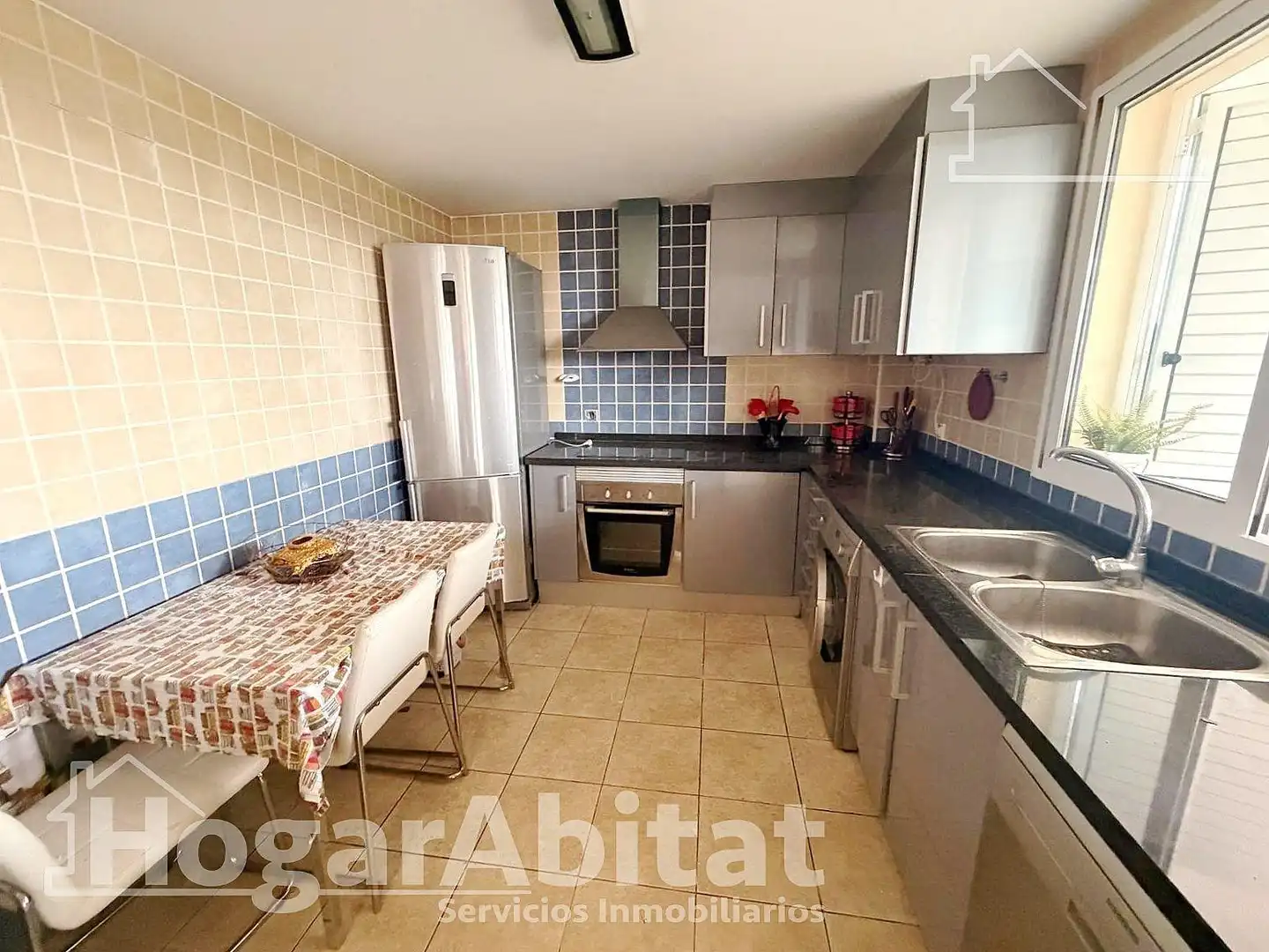 Cocina de Casa o chalet en venta en Torrent con Calefacción, Jardín privado y Parquet