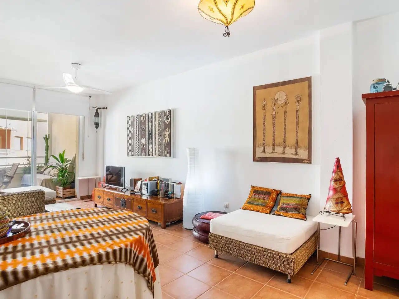 Flat with pool for sale in Saavedra Fajardo 25