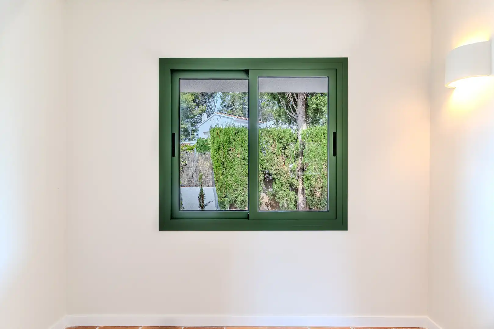 Garden of Houses for sale in L'Ametlla de Mar   with Air Conditioner, Heating and Private garden