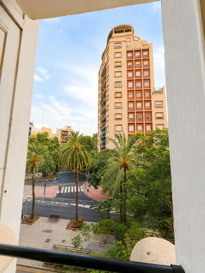 Exterior view of Flat for rent in Valencia  with Air Conditioner, Heating and Parquet flooring