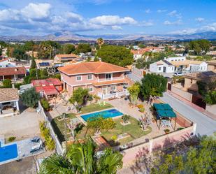 Vista exterior de Casa o xalet en venda en Mutxamel amb Aire condicionat, Terrassa i Piscina