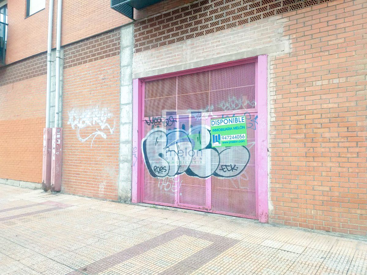 Premises for sale in PISONES, San Agustín - Parque Europa