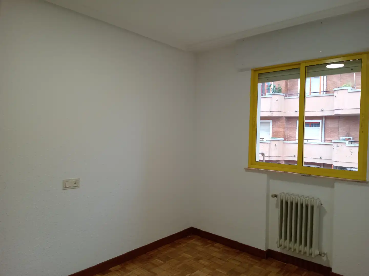 Bedroom of Flat for sale in Santa Marta de Tormes  with Air Conditioner, Heating and Parquet flooring