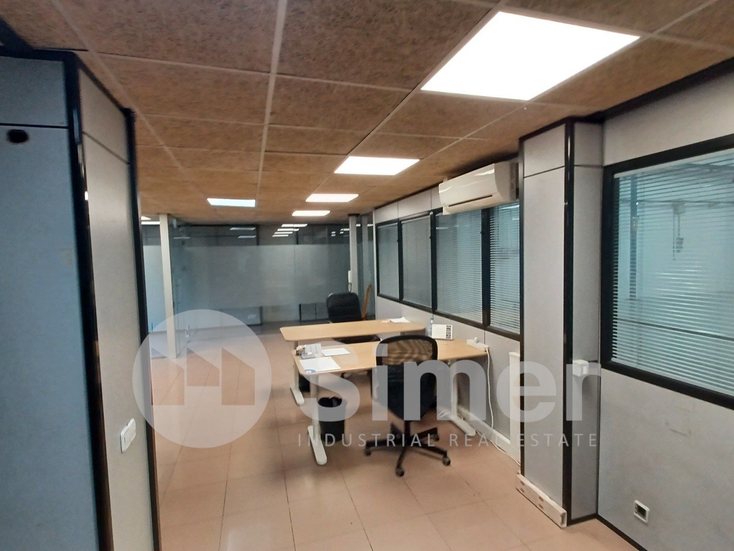 Nau industrial de lloguer en Lliçà d'Amunt