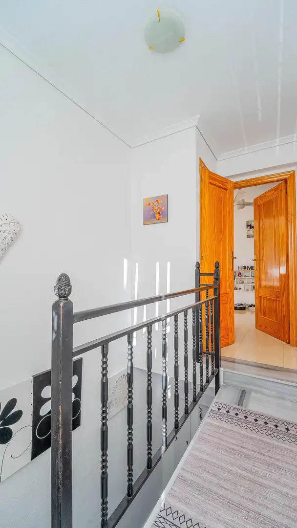 Casa o chalet en venta en Santa Pola con Jardín privado, Terraza y Piscina comunitaria