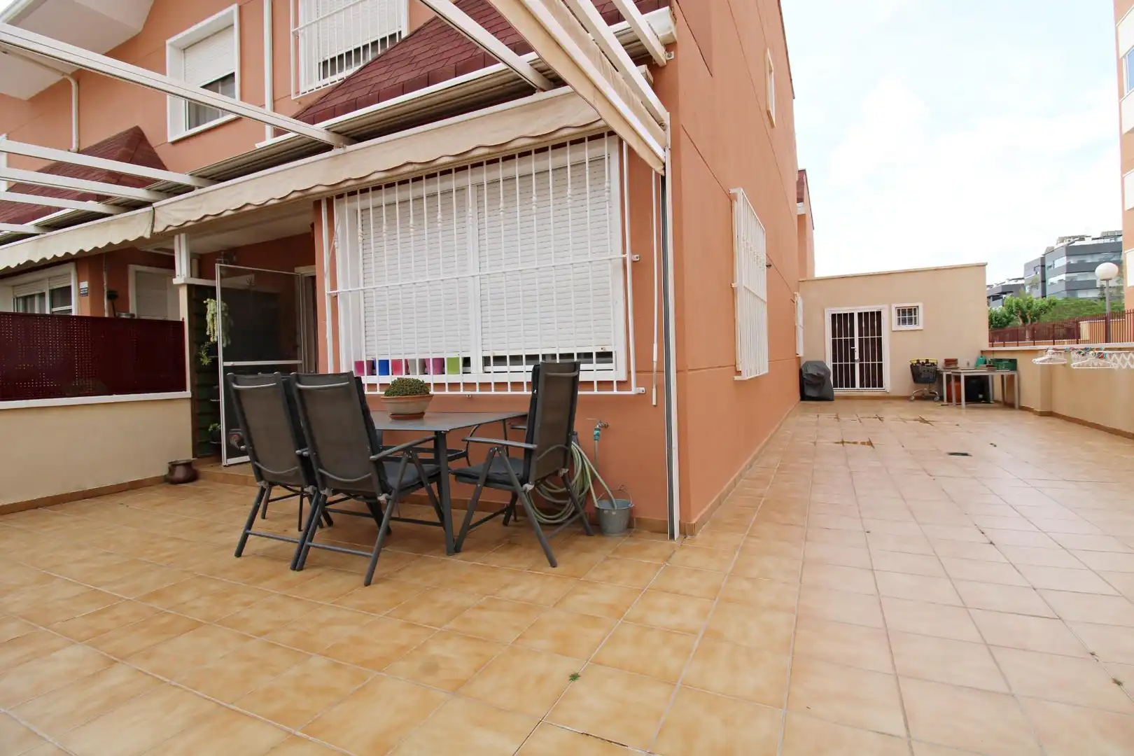 Terrassa de Casa o xalet en venda en Elche / Elx amb Calefacció, Jardí privat i Terrassa
