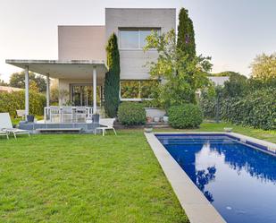 Garden of House or chalet for sale in Girona Capital  with Air Conditioner, Swimming Pool and Furnished