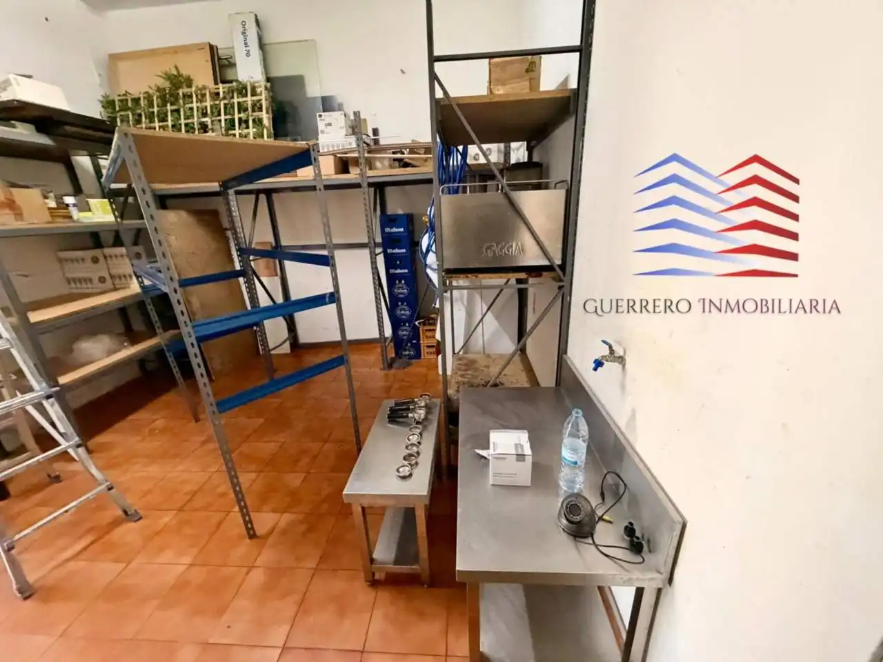Local en venda en Ourense Capital  amb Aire condicionat i Alarma