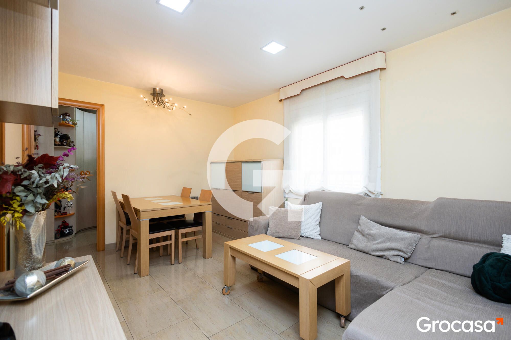 Habitación de Piso en venta en L'Hospitalet de Llobregat con Aire acondicionado y Calefacción