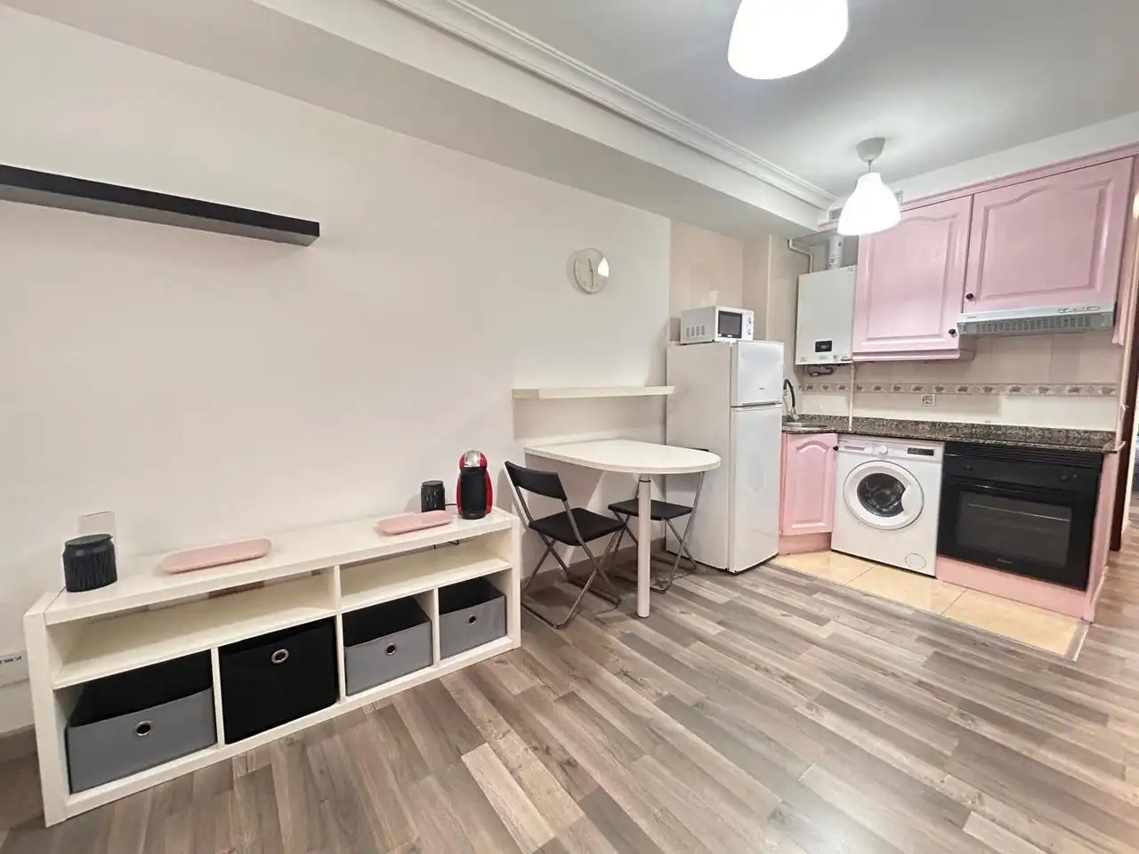 Kitchen of Flat for rent in Gijón   with Heating, Storage room and Furnished